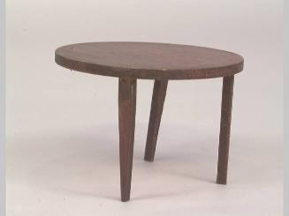 Doll house furniture: round table