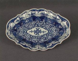 Assembled Set of Worcester blue and White Soft Paste: dessert dish