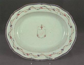 Serving plate