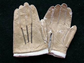 Doll gloves (pair)