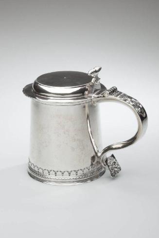 Tankard owned by Abraham De Peyster (1657–1728)