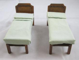 Dollhouse beds (pair)