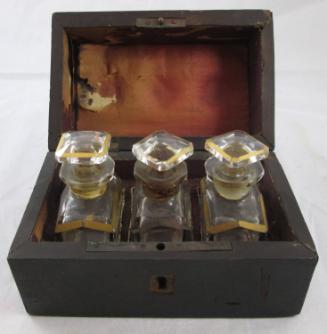 Box with perfume bottles (3)