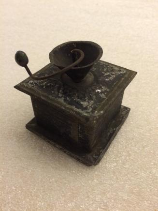 Toy coffee mill