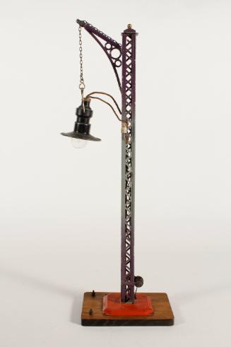 Hanging lamppost