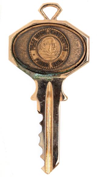 Key to the Friars Club gifted to Bob Hope