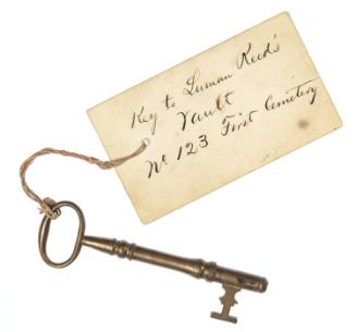 Vault key with tag