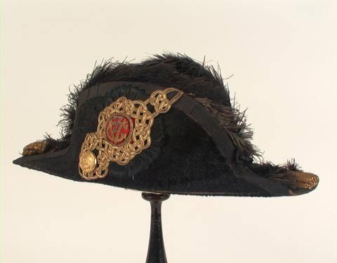Chapeau (bicorne) – Works – New-York Historical Society