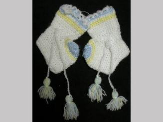 Baby booties (pair)