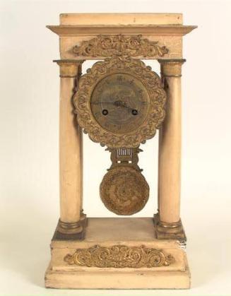 Pendulum shelf clock on base w/4 columns; ornate floral relief